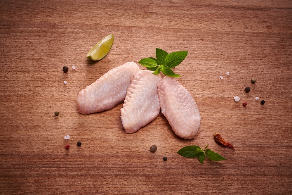 Frozen chicken mid-joint wing